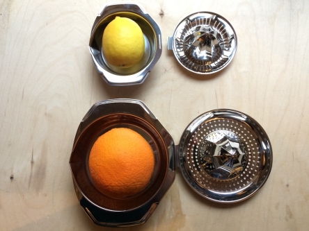 Orangenpresse aus Edelstahl
